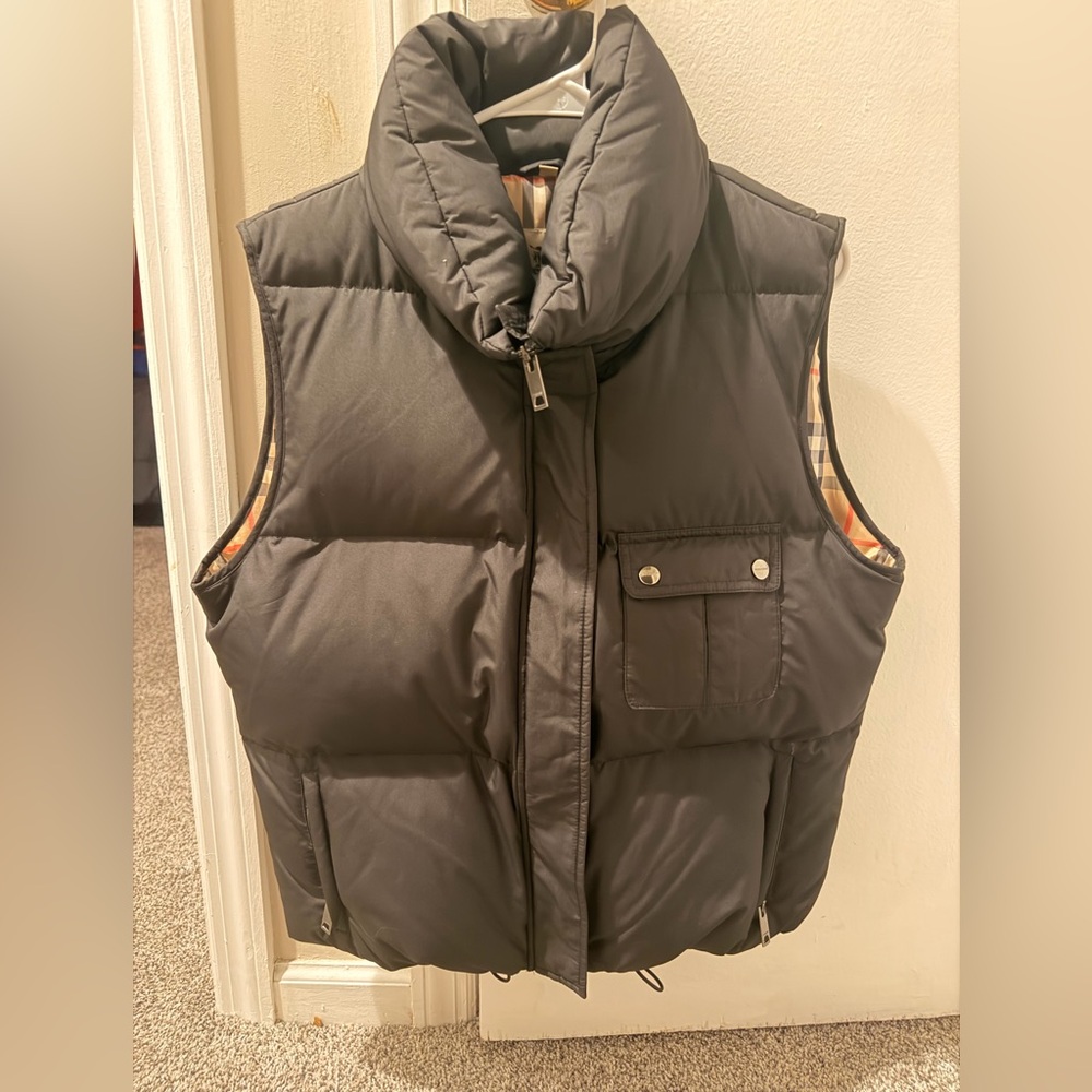 Authentic Burberry Black Puffer Vest with Plaid Lining